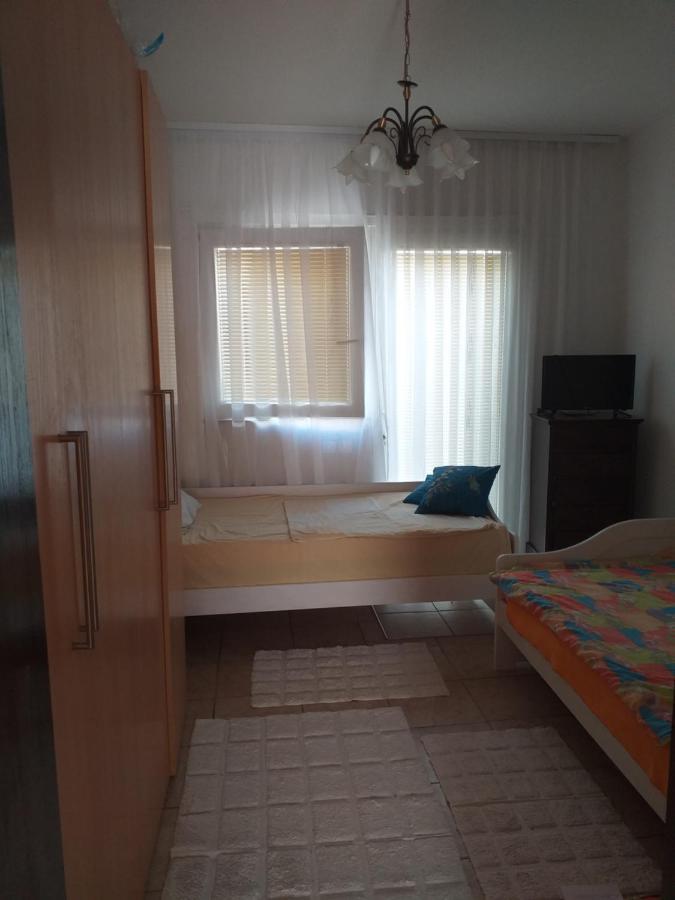 Apartmani Marijanovic Vir Zewnętrze zdjęcie