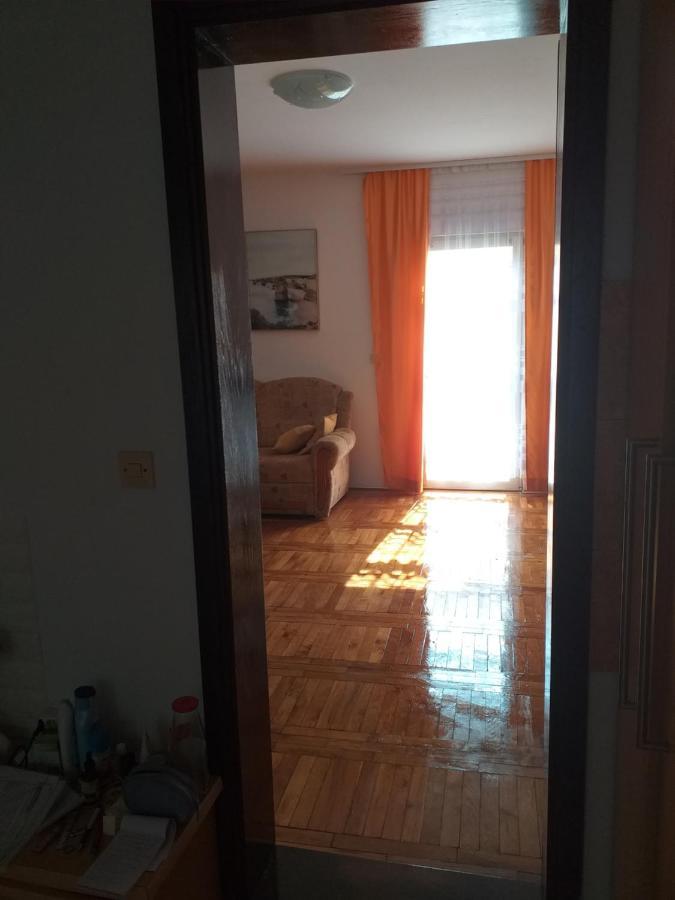 Apartmani Marijanovic Vir Zewnętrze zdjęcie