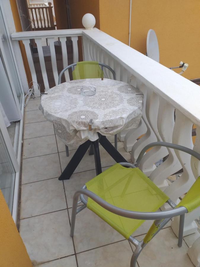 Apartmani Marijanovic Vir Zewnętrze zdjęcie