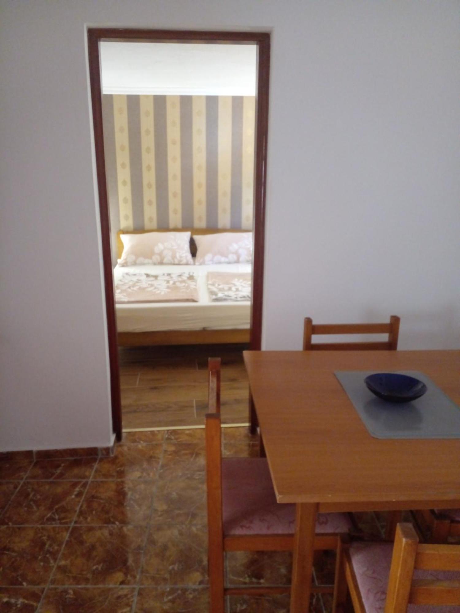 Apartmani Marijanovic Vir Zewnętrze zdjęcie
