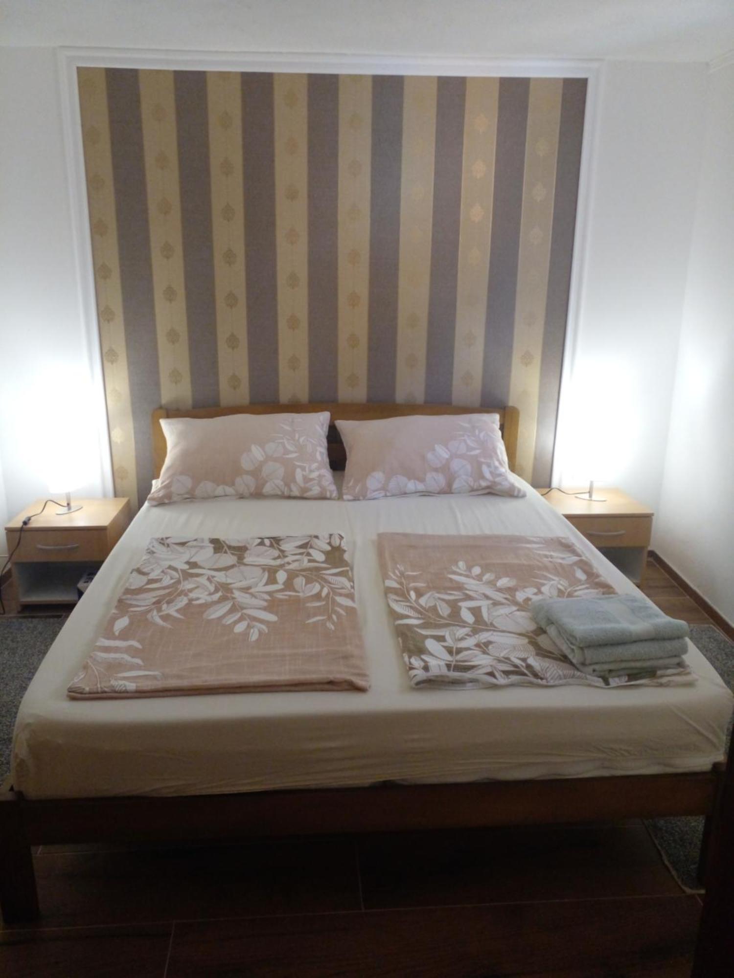 Apartmani Marijanovic Vir Zewnętrze zdjęcie