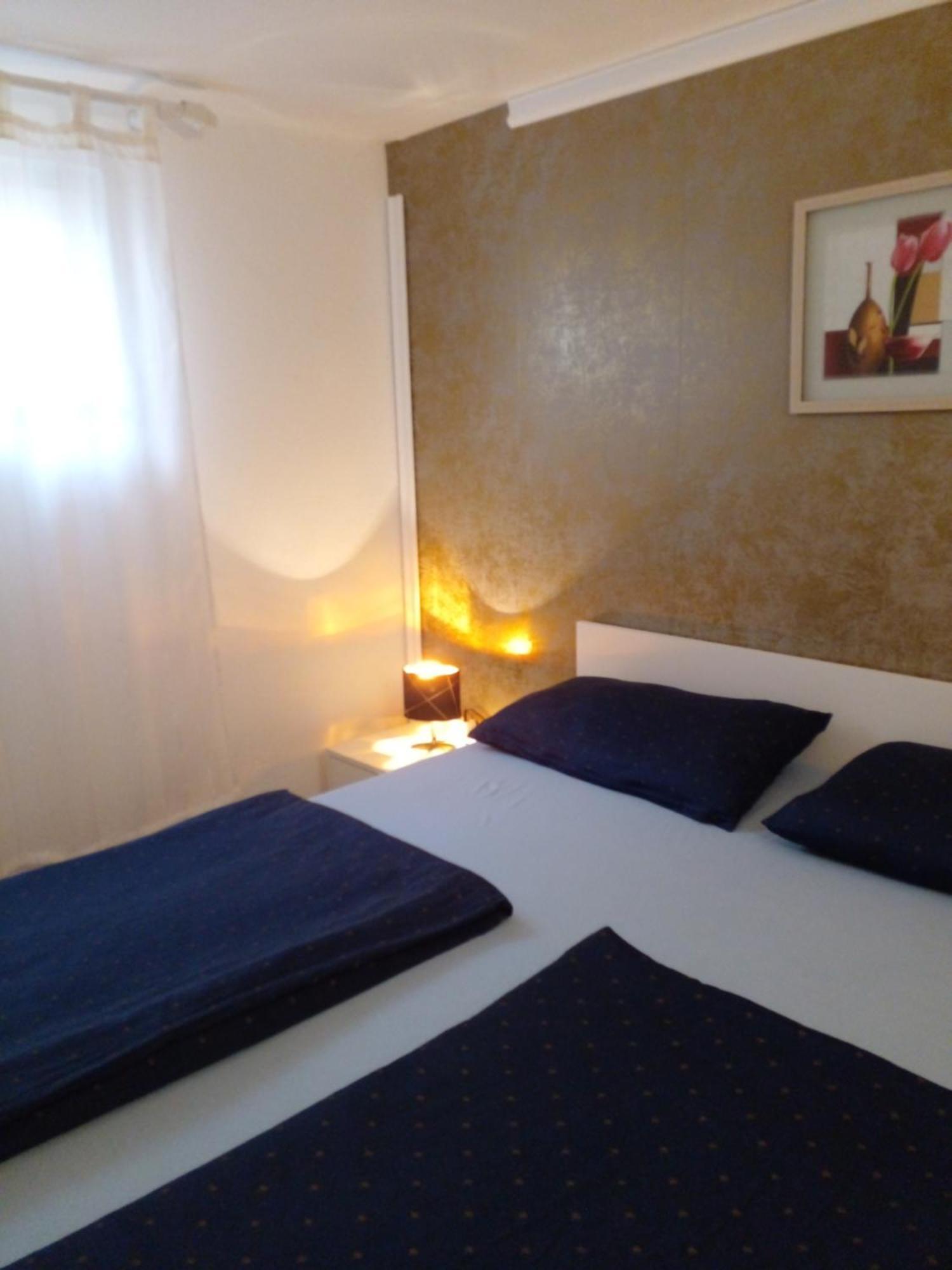 Apartmani Marijanovic Vir Zewnętrze zdjęcie