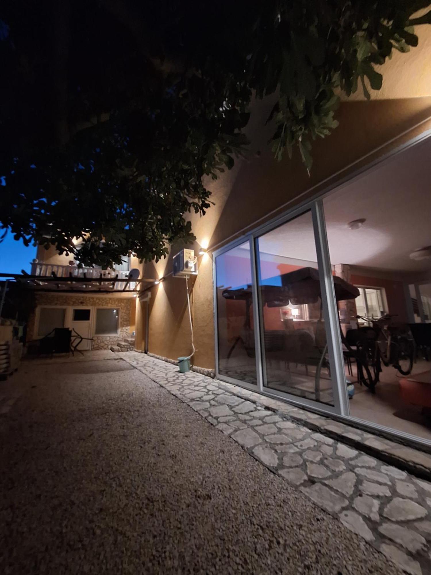 Apartmani Marijanovic Vir Zewnętrze zdjęcie