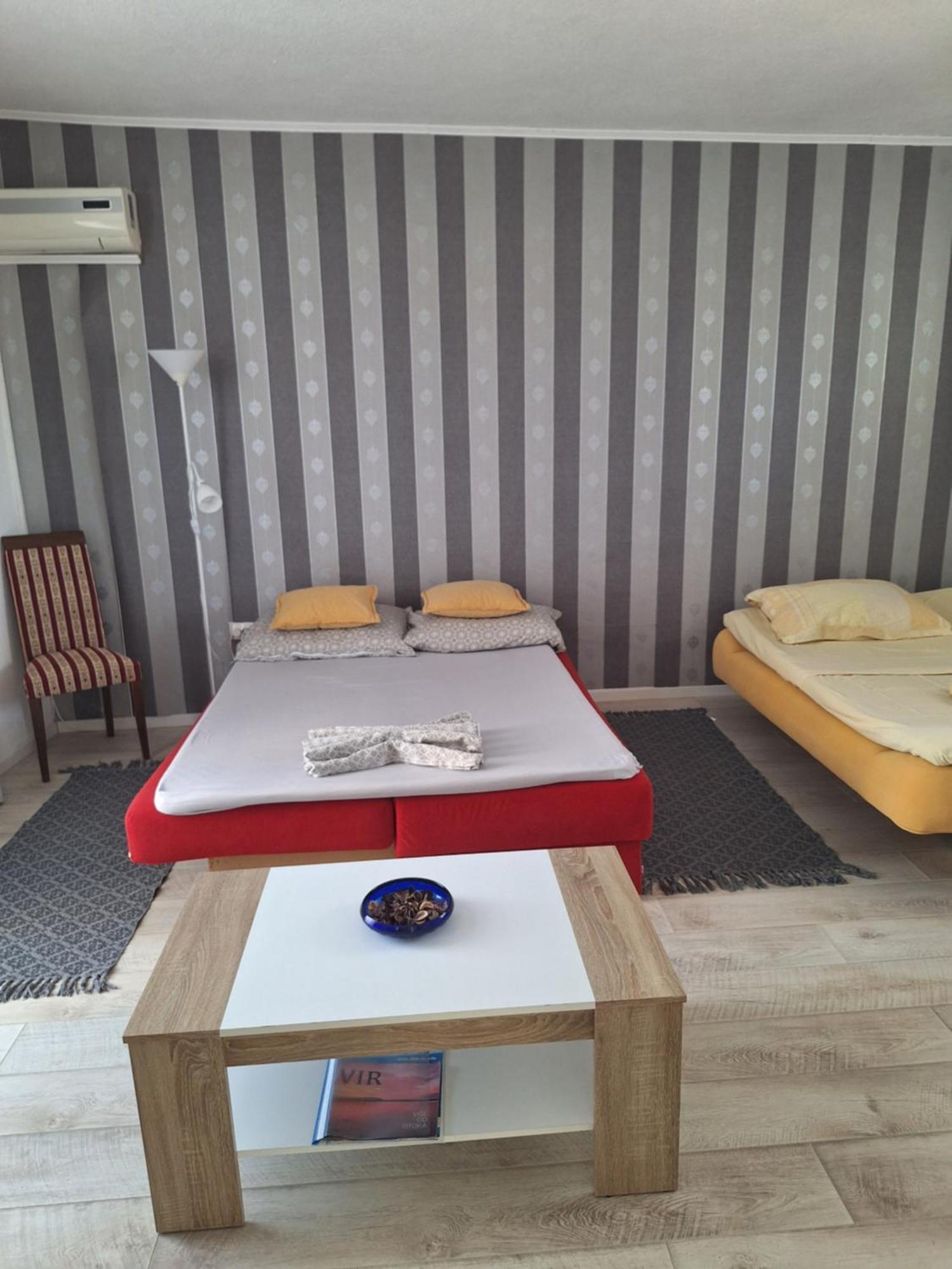Apartmani Marijanovic Vir Zewnętrze zdjęcie